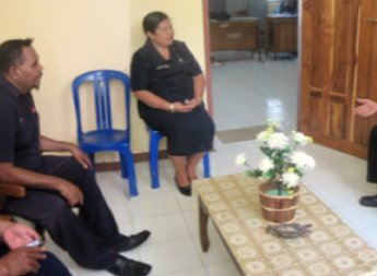 Mantan Kepala Datangi ke Kantor Kemenag Alor